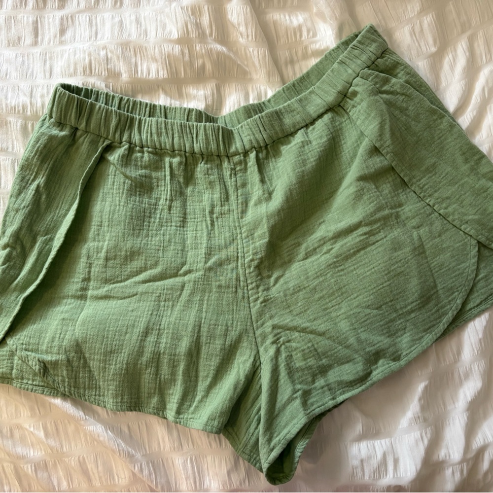 Madewell High Waist Green Shorts Relaxed Fit